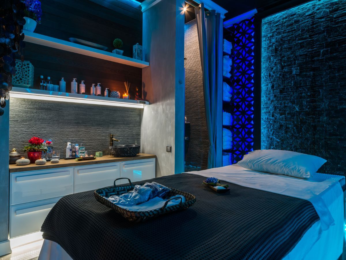 The Waterfall massage room — a play of water and light